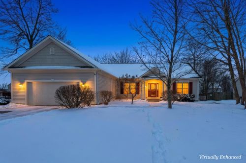 62 Jefferson Ridge Dr, Pataskala, OH, 43062-7532 | Card Image