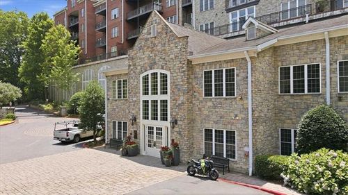 401-3280 Stillhouse Ln Se, Atlanta, GA, 30339 | Card Image