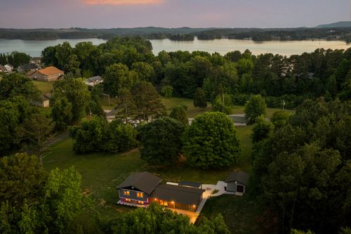 552 Dreamland Rd, Spring City, TN, 37381-5337 | Card Image
