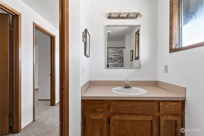 2 - 187 Ne Nunan Loop, Townhouse with 3 bedrooms, 2 bathrooms and null parking in Oak Harbor WA | Image 24