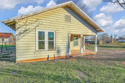 214 W Dorothy St, Hollis, OK, 73550-1636 | Card Image