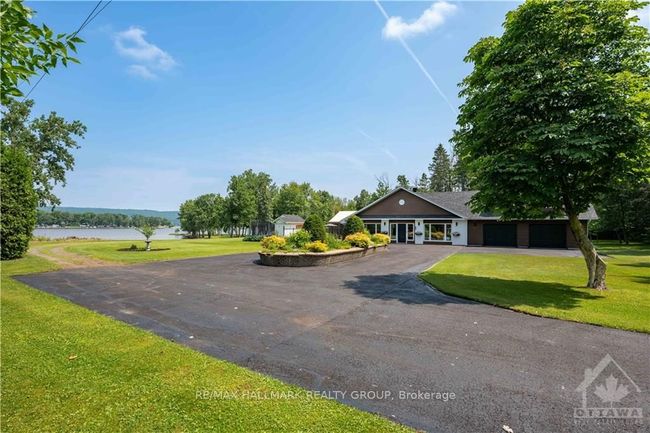 2570 Bay Rd, House other with 3 bedrooms, 2 bathrooms and 12 parking in L'orignal ON | Image 24