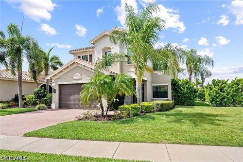 3551 Beaufort Ct, NAPLES, FL, 34119-8643 | Card Image