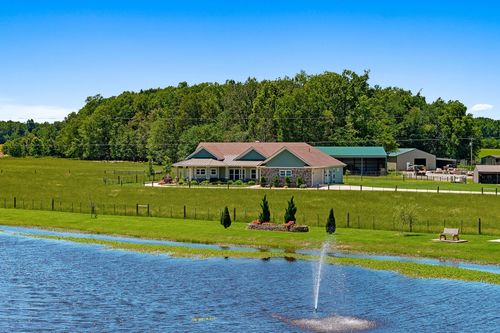 285 Harmony Ln, Smithville, TN, 37166-4400 | Card Image