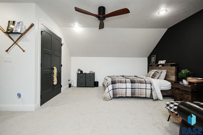 409 N Piper Dr, House other with 6 bedrooms, 3 bathrooms and null parking in Sioux Falls SD | Image 19