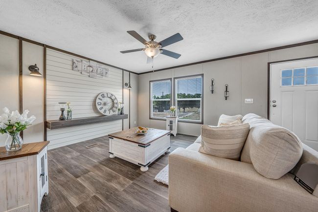 2747 Old Masonic Rd, House other with 3 bedrooms, 2 bathrooms and 2 parking in Brenham TX | Image 7