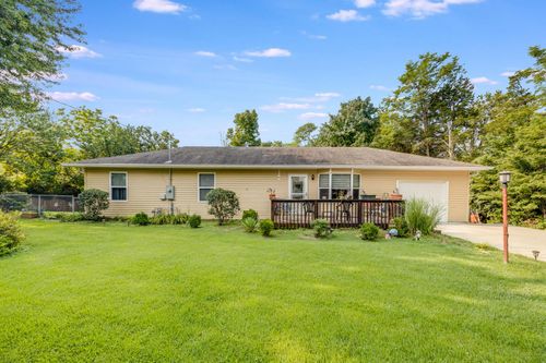 5393 Quiet Ln, Lawrenceburg, IN, 47025-8566 | Card Image