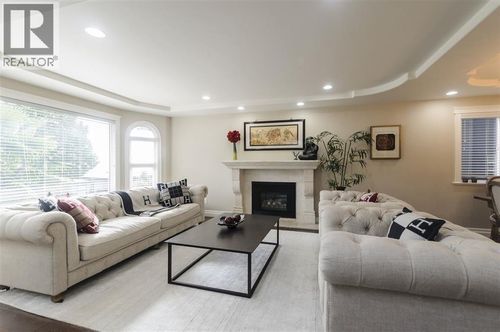 183 N Howard Avenue, Burnaby, BC, V5B1J6 | Card Image