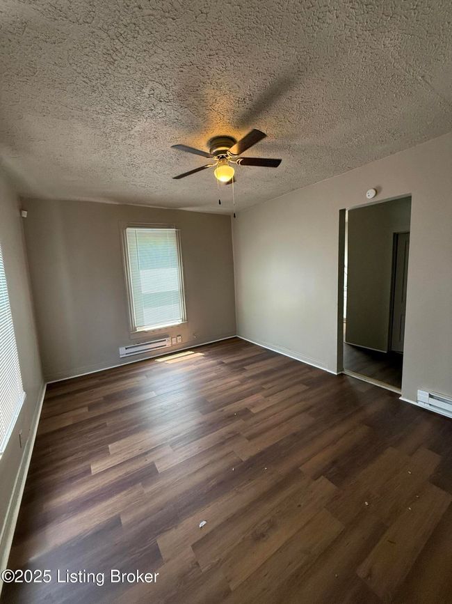 2416 Saint Xavier St, Home with 5 bedrooms, 4 bathrooms and null parking in Louisville KY | Image 16