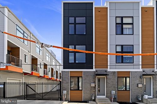 2164 Dreer St, PHILADELPHIA, PA, 19125-1919 | Card Image