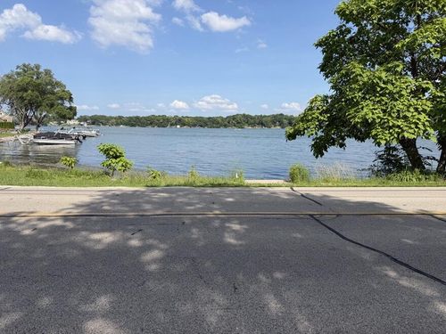 7334 N Tichigan Road, Waterford, WI, 53185 | Card Image