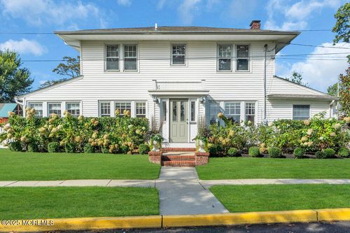 800 Grove St, Point Pleasant Beach, NJ, 08742-2414 | Card Image