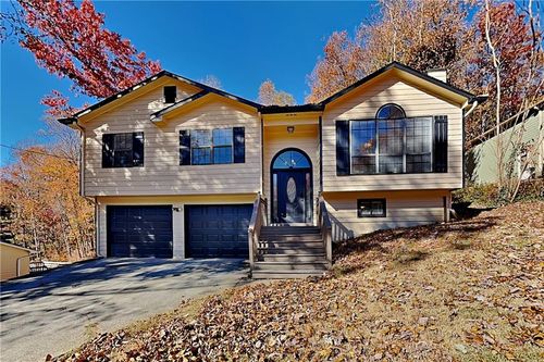 4304 Falcon Crest Dr, Flowery Branch, GA, 30542-5701 | Card Image