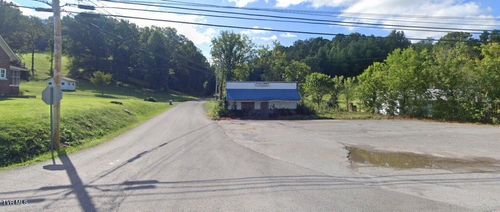 2714 Dr Thomas Walker Rd, Rose Hill, VA, 24281 | Card Image