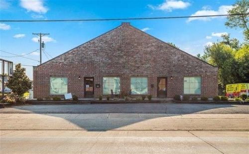2140 Kirkman St, Lake Charles, LA, 70601-7446 | Card Image