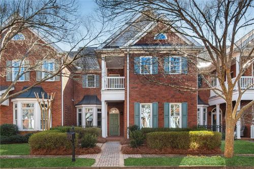 8420 Parker Pl, Roswell, GA, 30076-6321 | Card Image