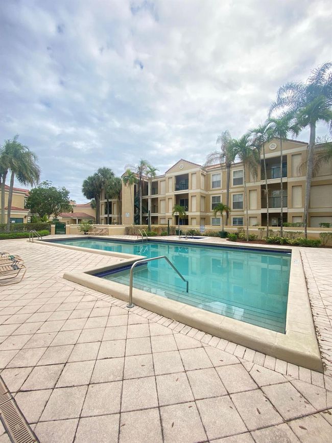 APT-423 - 949 Riverside Dr, Condo with 1 bedrooms, 1 bathrooms and null parking in Coral Springs FL | Image 22