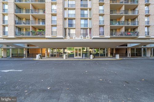 423-4600 S Four Mile Run Dr, ARLINGTON, VA, 22204-3562 | Card Image