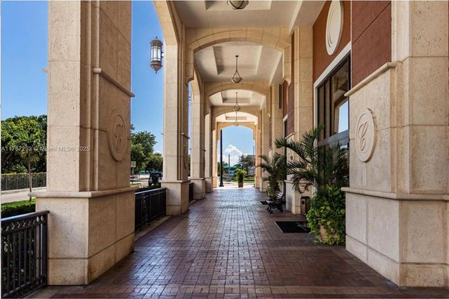 APT-503 - 8390 Sw 72 Nd Ave, Condo with 3 bedrooms, 3 bathrooms and null parking in Miami FL | Image 24