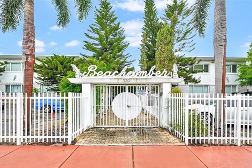 20-320 85th St, Miami Beach, FL, 33141-4892 | Card Image
