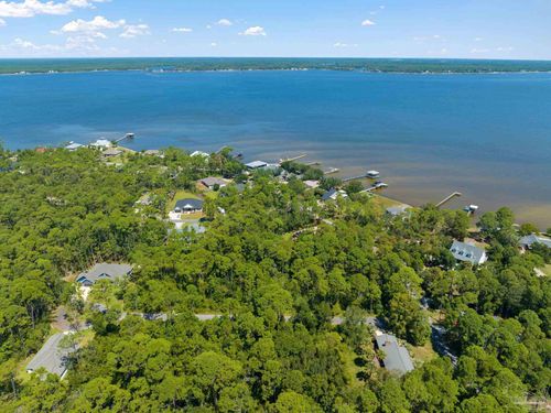 16502 N Shore Ln, Pensacola, FL, 32507-8327 | Card Image