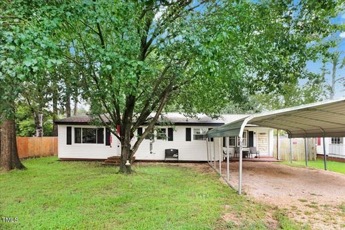 107 Starling St, Pine Level, NC, 27568-9046 | Card Image