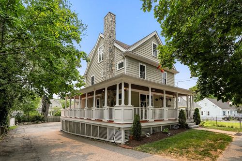 158 Lowell St, Arlington, MA, 02474 | Card Image