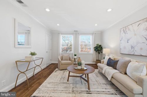 unit-b1-4218 35th St S, ARLINGTON, VA, 22206-1827 | Card Image