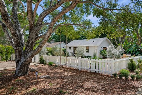 1575 E Valley Rd, Santa Barbara, CA, 93108-2102 | Card Image