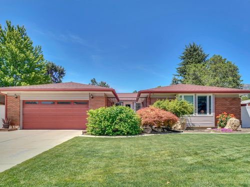 2505 E Robidoux Rd, Sandy, UT, 84093-1141 | Card Image