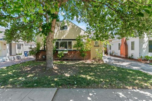 5049 8th Avenue, Sacramento, CA, 95820 | Card Image