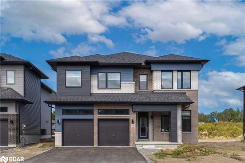 3138 Searidge St, Severn, ON, L3V8P9 | Card Image
