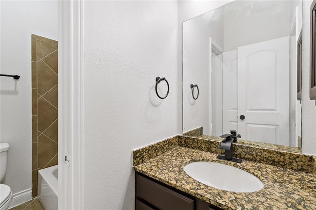 2604 Sweet Wind Dr, House other with 5 bedrooms, 4 bathrooms and 3 parking in Pearland TX | Image 37