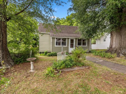 1 F St, inman, SC, 29349-1711 | Card Image