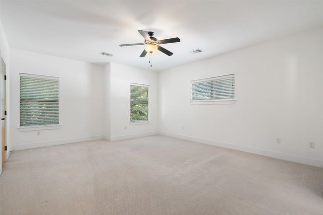 B - 2209 Thornton Rd, Condo with 3 bedrooms, 3 bathrooms and 2 parking in Austin TX | Image 13