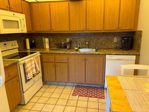 c1-1901 Bermuda Cir, Coconut Creek, FL, 33066-2862 | Card Image