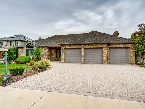 14947 Landings Lane, Oak Forest, IL, 60452 | Card Image