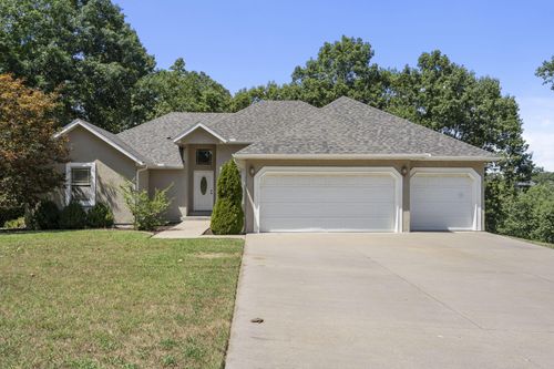 391 Southview Dr, Branson, MO, 65616-7397 | Card Image