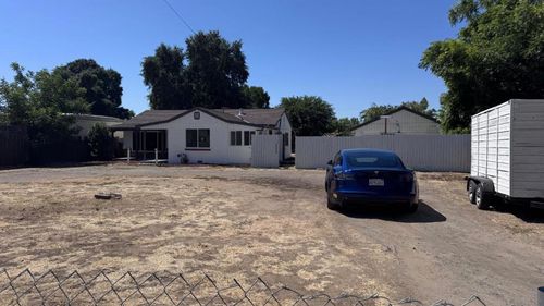 1720 River Rd, Modesto, CA, 95351-4419 | Card Image