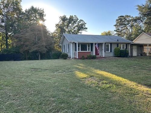 265 W Durham St, Landrum, SC, 29356-9400 | Card Image