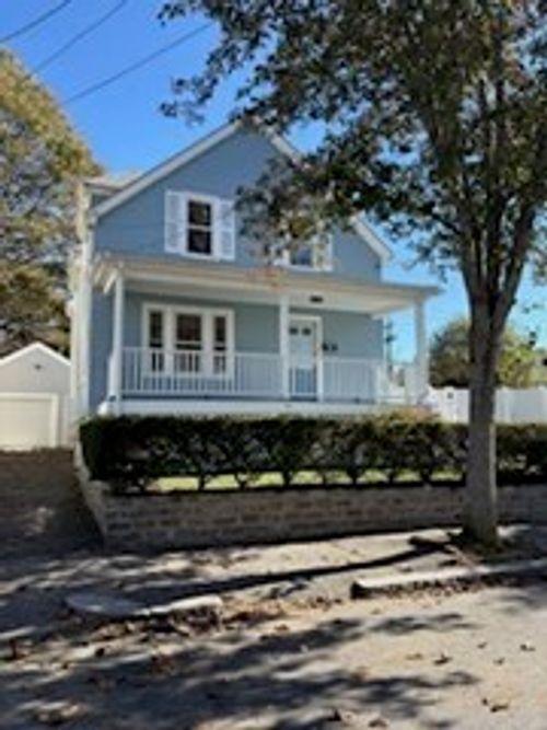 24 Blaine Ave, Beverly, MA, 01915-2504 | Card Image