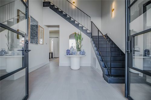 46 W Buckingham Dr, Rogers, AR, 72758-9514 | Card Image