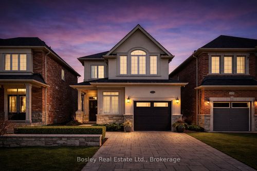2343 Quetico Cres, Oakville, ON, L6M0R5 | Card Image
