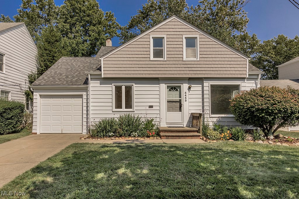 Summit Rd, Cleveland, OH 44124