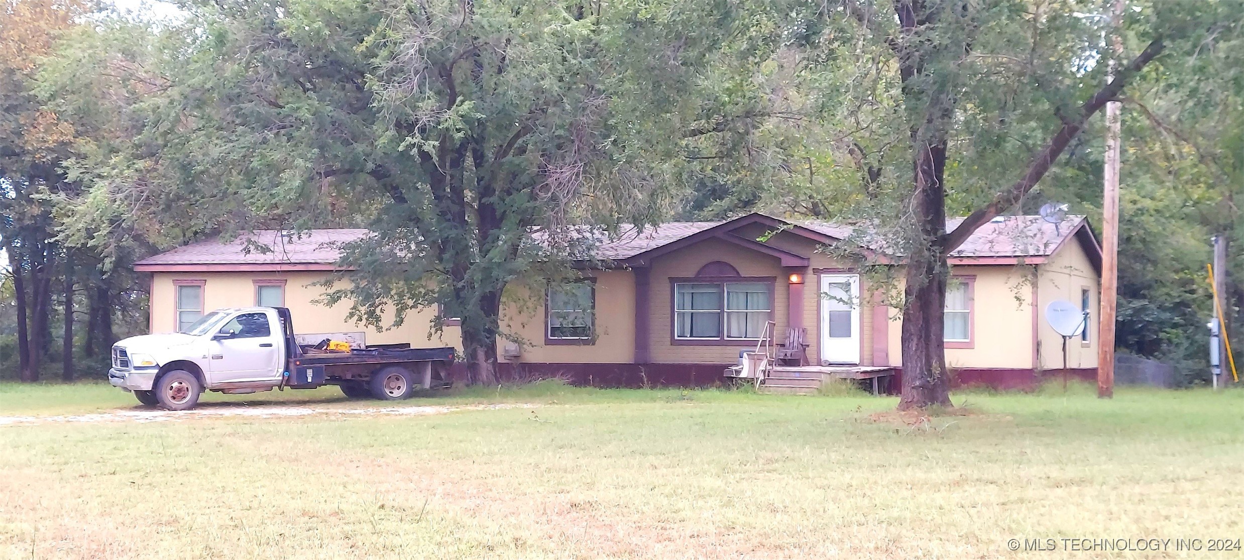 210 Rd, Okmulgee, OK 74447