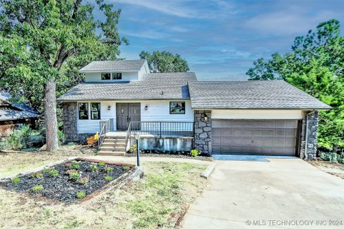 43 W Oak Drive, Sand Springs, OK, 74063 | Card Image