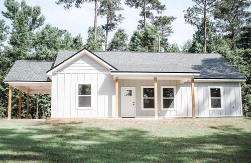 1106 Savannah Millard Rd, Poplarville, MS, 39470-4071 | Card Image
