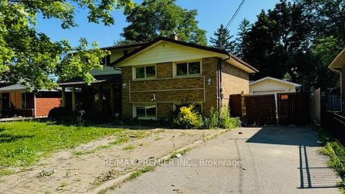 38 Pleasant Rd, Guelph, ON, N1E3Z4 | Card Image