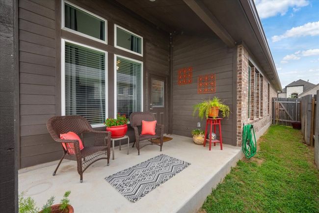 181 Durian Loop, House other with 3 bedrooms, 2 bathrooms and null parking in Buda TX | Image 16