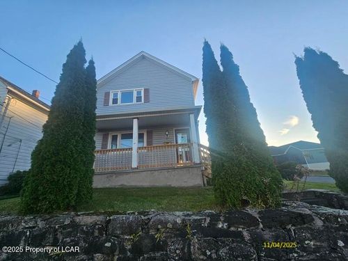 141 W Line St, Olyphant, PA, 18447-2069 | Card Image
